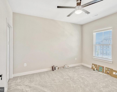 1669 Dunnington Place - Photo Thumbnail 12