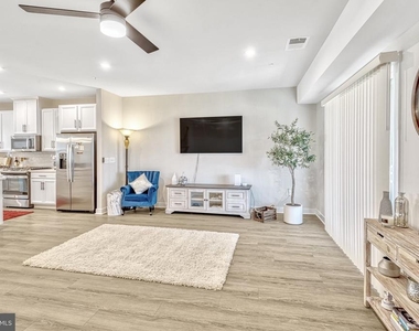 1669 Dunnington Place - Photo Thumbnail 6