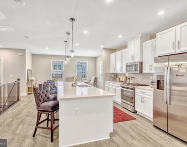 1669 Dunnington Place - Photo Thumbnail 42