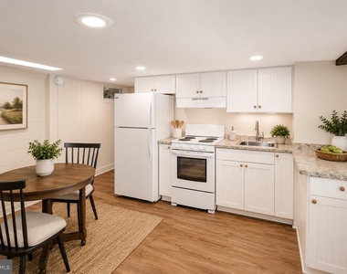 2 E Federal Street - Photo Thumbnail 18