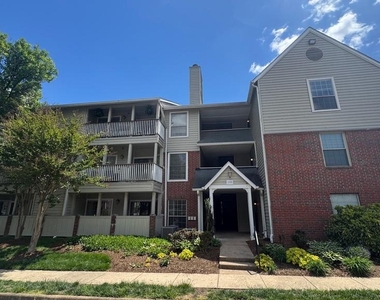 12151 Penderview Lane - Photo Thumbnail 18