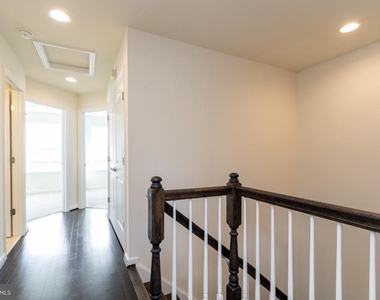 1329 Gilmore Street - Photo Thumbnail 22