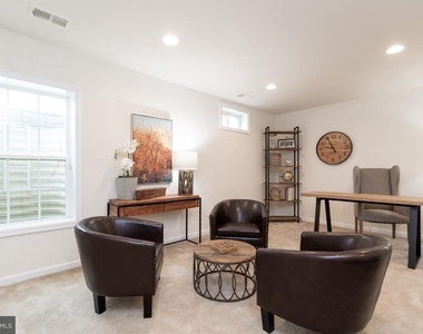 1329 Gilmore Street - Photo Thumbnail 4