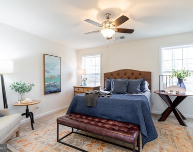 1329 Gilmore Street - Photo Thumbnail 18