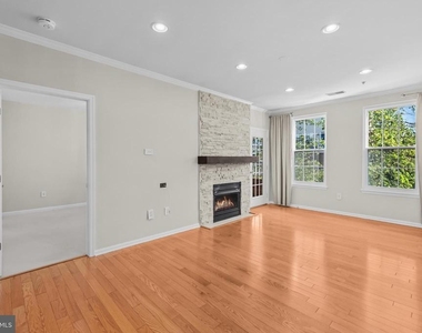 4951 Brenman Park Drive - Photo Thumbnail 15
