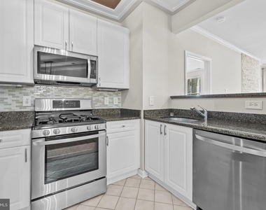 4951 Brenman Park Drive - Photo Thumbnail 8