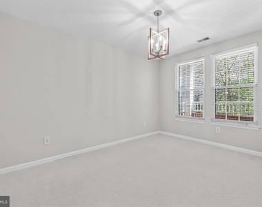 4951 Brenman Park Drive - Photo Thumbnail 21