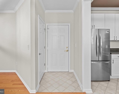 4951 Brenman Park Drive - Photo Thumbnail 5