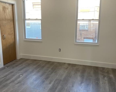 3133 Weikel Street - Photo Thumbnail 7