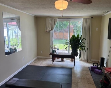 1412 Cherry Lane - Photo Thumbnail 15
