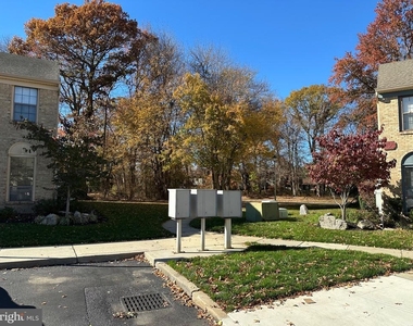 181 Wyndham Place - Photo Thumbnail 4