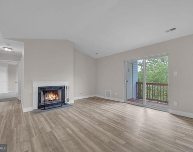 620 Covington Court - Photo Thumbnail 4
