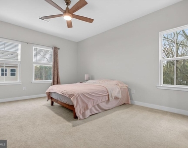 54 Sidney Lane - Photo Thumbnail 25