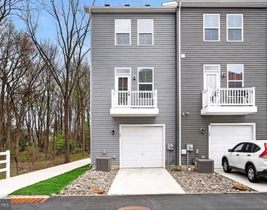 54 Sidney Lane - Photo Thumbnail 1