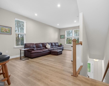 54 Sidney Lane - Photo Thumbnail 17