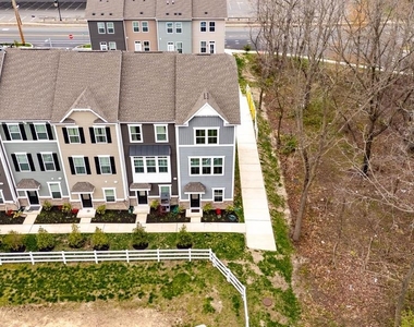 54 Sidney Lane - Photo Thumbnail 31
