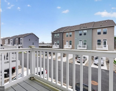 54 Sidney Lane - Photo Thumbnail 15