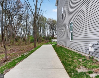 54 Sidney Lane - Photo Thumbnail 2