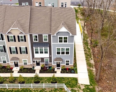 54 Sidney Lane - Photo Thumbnail 34