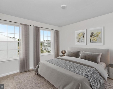 107 Clinton Street - Photo Thumbnail 19