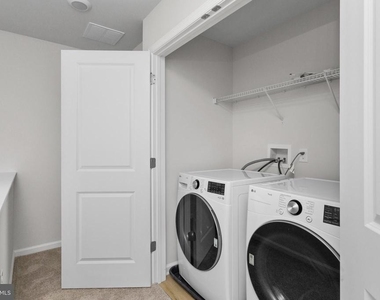 107 Clinton Street - Photo Thumbnail 18