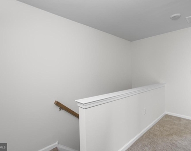 107 Clinton Street - Photo Thumbnail 17