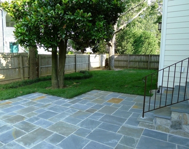 7607 Newmarket Drive - Photo Thumbnail 2