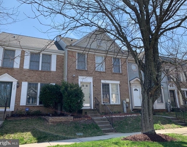 4485 Regalwood Terrace - Photo Thumbnail 3