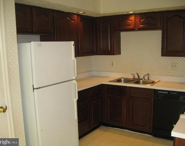 4485 Regalwood Terrace - Photo Thumbnail 10