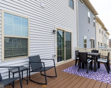 10605 Brewerton Lane - Photo Thumbnail 21