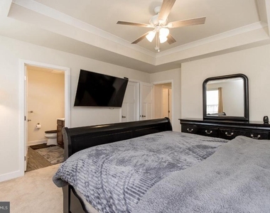10605 Brewerton Lane - Photo Thumbnail 11