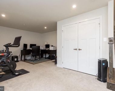 10605 Brewerton Lane - Photo Thumbnail 9