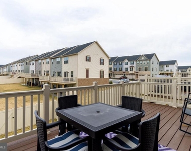 10605 Brewerton Lane - Photo Thumbnail 23