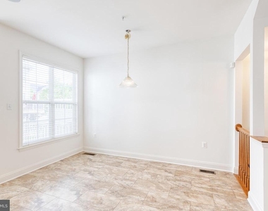4322 Vintage Ivy Lane - Photo Thumbnail 14