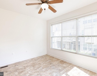 4322 Vintage Ivy Lane - Photo Thumbnail 16