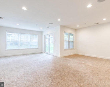 4322 Vintage Ivy Lane - Photo Thumbnail 3