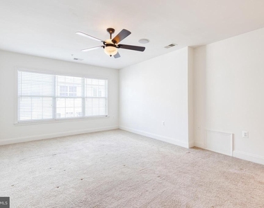 4322 Vintage Ivy Lane - Photo Thumbnail 19