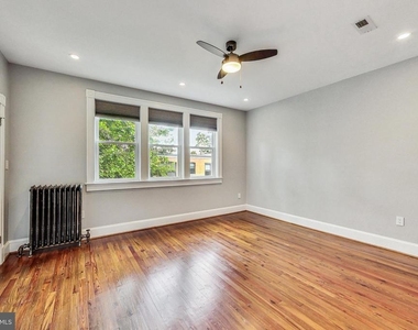 2533 11th Street Nw - Photo Thumbnail 17