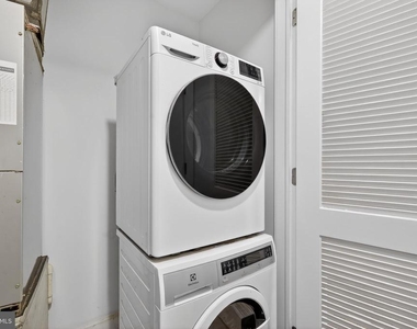 3801 Georgia Avenue Nw - Photo Thumbnail 9