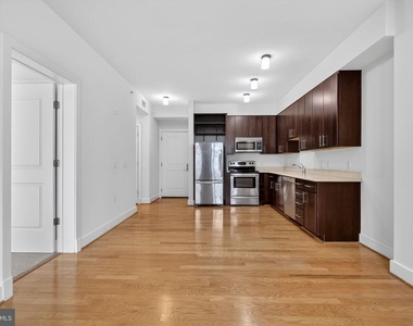 3801 Georgia Avenue Nw - Photo Thumbnail 4