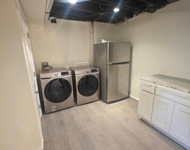 636 Burns Street Se - Photo Thumbnail 15