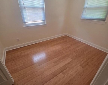 636 Burns Street Se - Photo Thumbnail 12