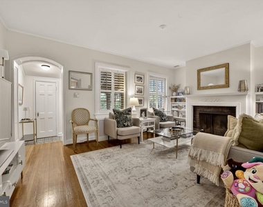1605 44th Street Nw - Photo Thumbnail 4