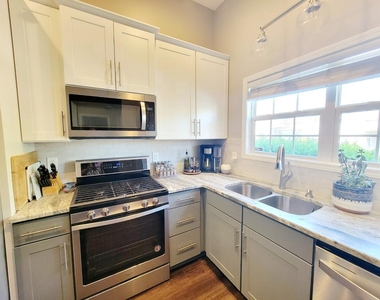 4640 Centrebrook Circle - Photo Thumbnail 3