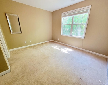 4640 Centrebrook Circle - Photo Thumbnail 18