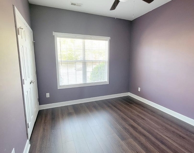 4640 Centrebrook Circle - Photo Thumbnail 6