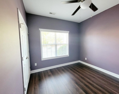 4640 Centrebrook Circle - Photo Thumbnail 8