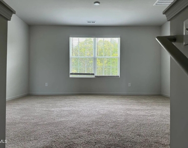 244 Suhani Lane - Photo Thumbnail 10