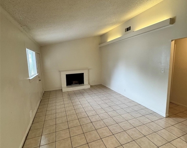 1626 Royal Hill Dr - Photo Thumbnail 11