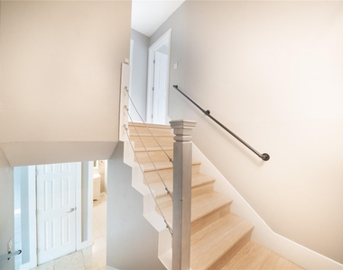 500 E Riverside Dr - Photo Thumbnail 31